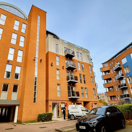 Luxury Cinema 2 Bed Centre Free Parking * Leeds (West Yorkshire)