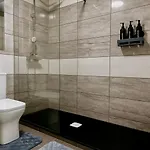 Luxury Cinema 2 Bed Centre Free Parking Leeds (West Yorkshire)